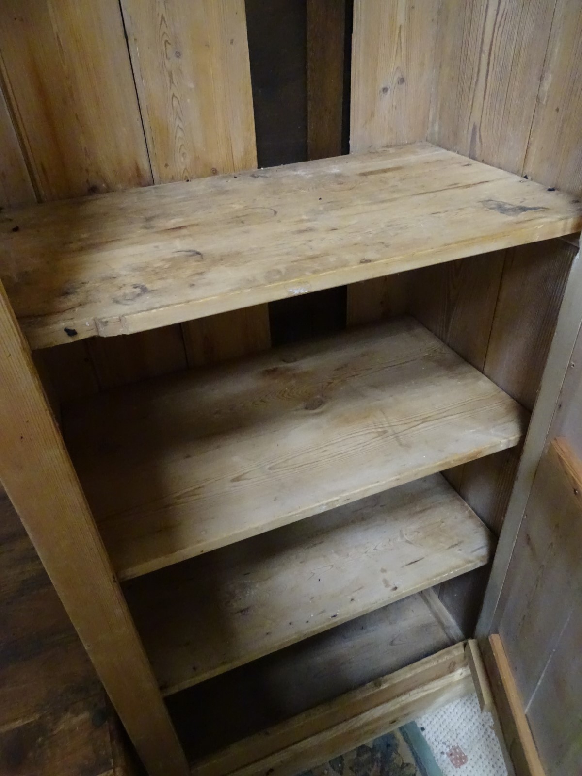 A large pine housekeepers cupboard with 3 shelves CONDITION: Please Note - we do - Image 6 of 7