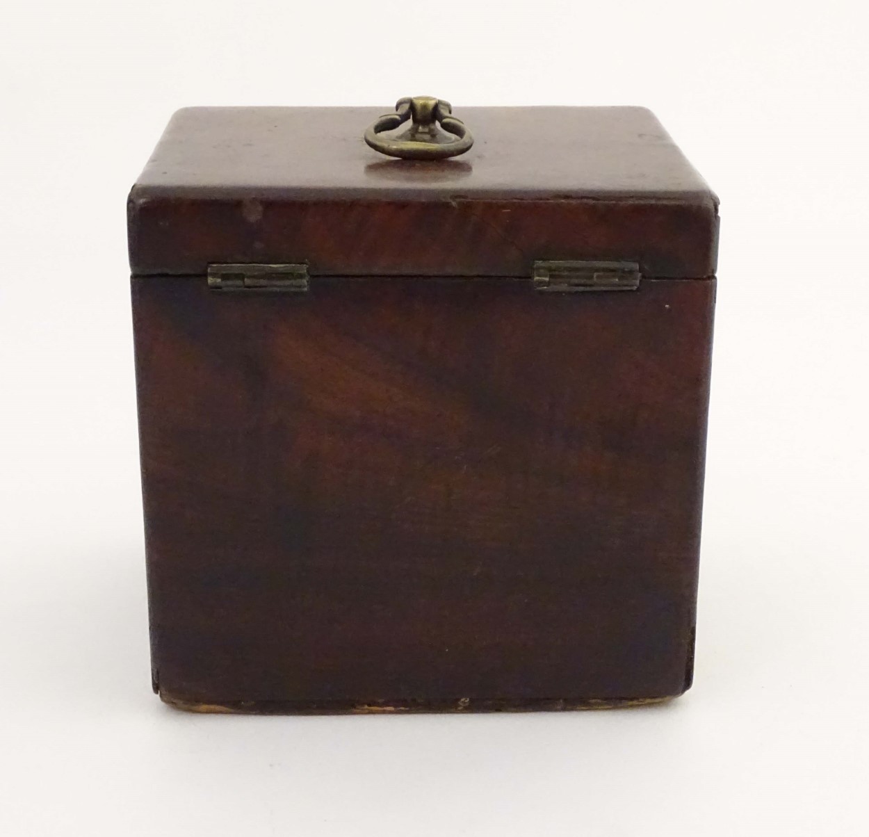 Georgian Tea caddy : An 18thC mahogany tea caddy having loop handle and opening to reveal tin - Image 5 of 8