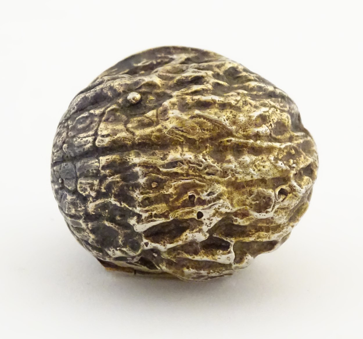 A 21stC gilded white metal novelty small box formed as a walnut. - Image 2 of 6