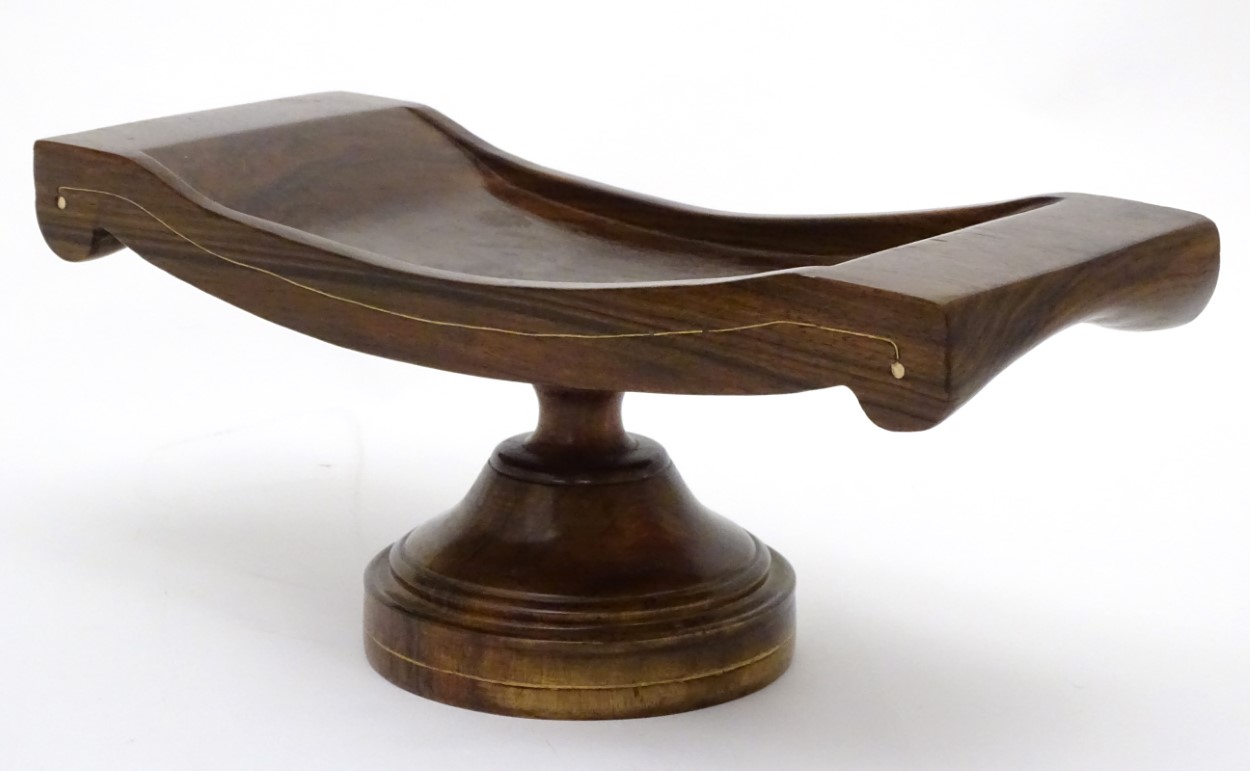 A mahogany pedestal cheese coaster / stand. - Image 5 of 7