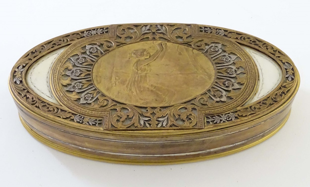 Art Nouveau : An oval gilded bronze and silver plate box having an image of a maiden picking fruit - Image 2 of 12