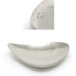 Keswick School of Industrial Art ( KSIA) a staybrite style shaped dish.