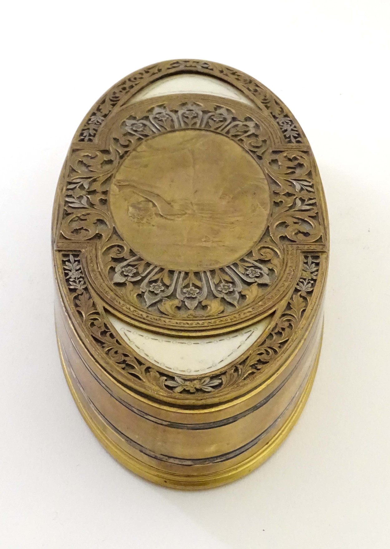 Art Nouveau : An oval gilded bronze and silver plate box having an image of a maiden picking fruit - Image 7 of 12