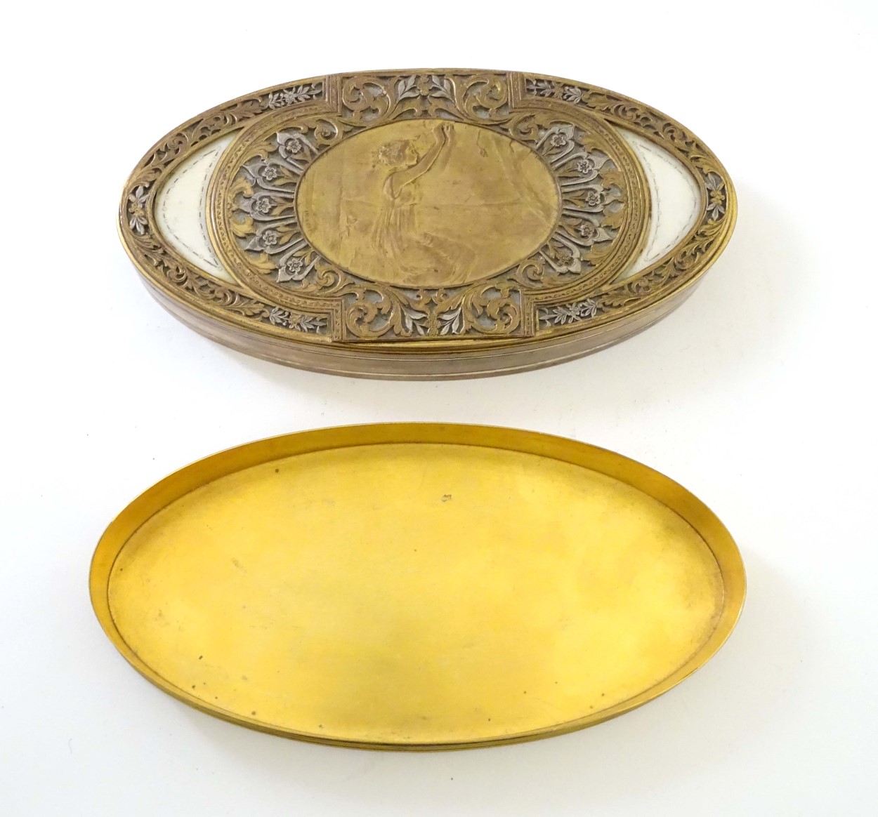 Art Nouveau : An oval gilded bronze and silver plate box having an image of a maiden picking fruit - Image 3 of 12