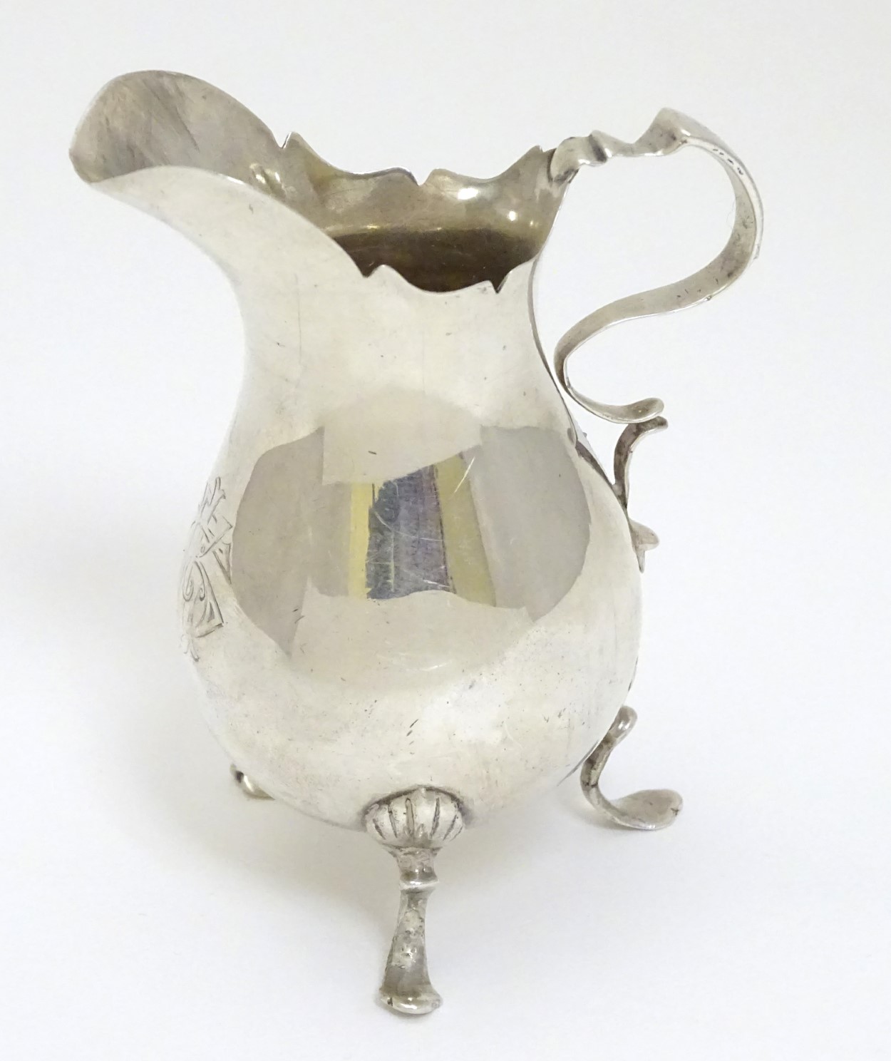 A silver cream jug, - Image 2 of 4