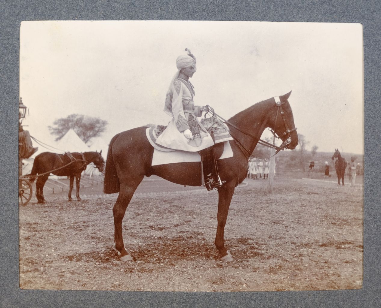 Coronation Durbar, Delhi. A complete set of 96 gelatin silver print photographs of the Durbar by G. - Image 10 of 15