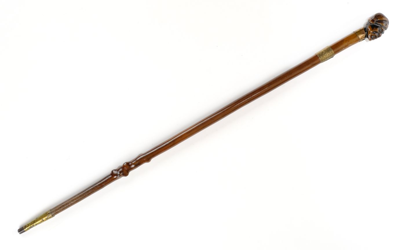 *Walking Stick. 19th century walking stick, the knop carved as a Negro wearing a tasselled hat - Image 3 of 3