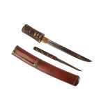 GOOD LACQUER AND BRONZE MOUNTED SHORT SWORD (TANTO)