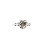 DIAMOND SOLITAIRE RING