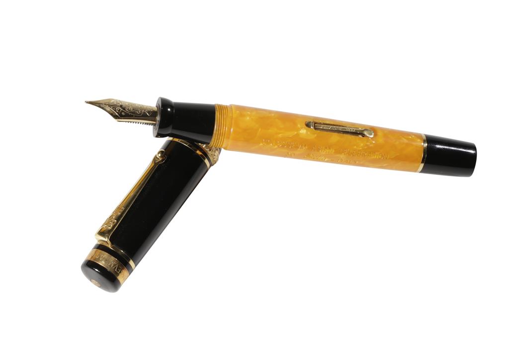 DELTA COLOSSEUM "ASIAN CELEBRATION GOLD" FOUNTAIN PEN - Image 2 of 2