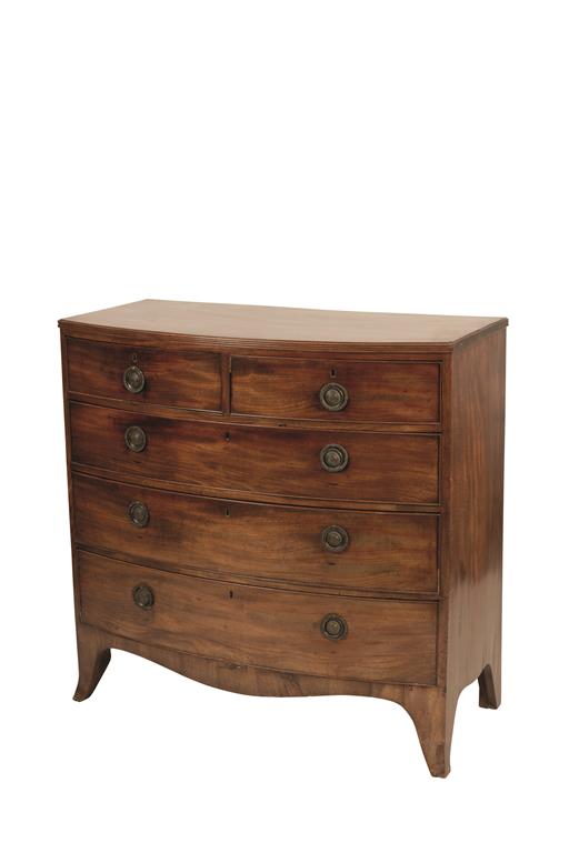 REGENCY MAHOGANY BOW FRONTED CHEST OF DRAWERS