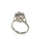 DIAMOND SOLITAIRE RING