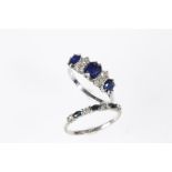 SAPPHIRE AND DIAMOND RING