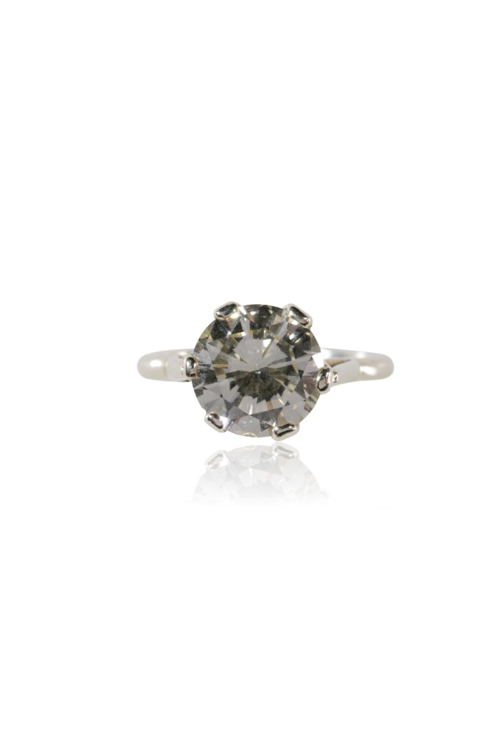 DIAMOND SOLITAIRE RING - Image 2 of 2