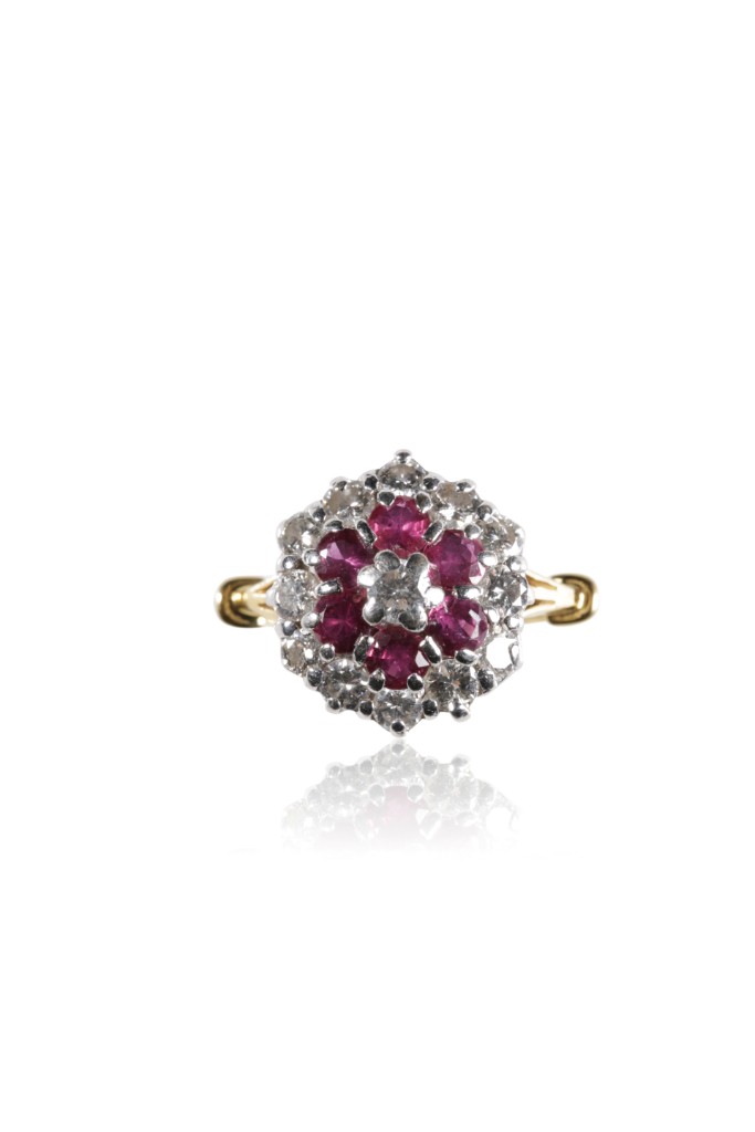 RUBY AND DIAMOND CLUSTER RING