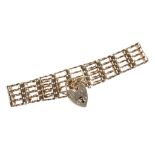 9CT YELLOW GOLD GATE LINK BRACELET