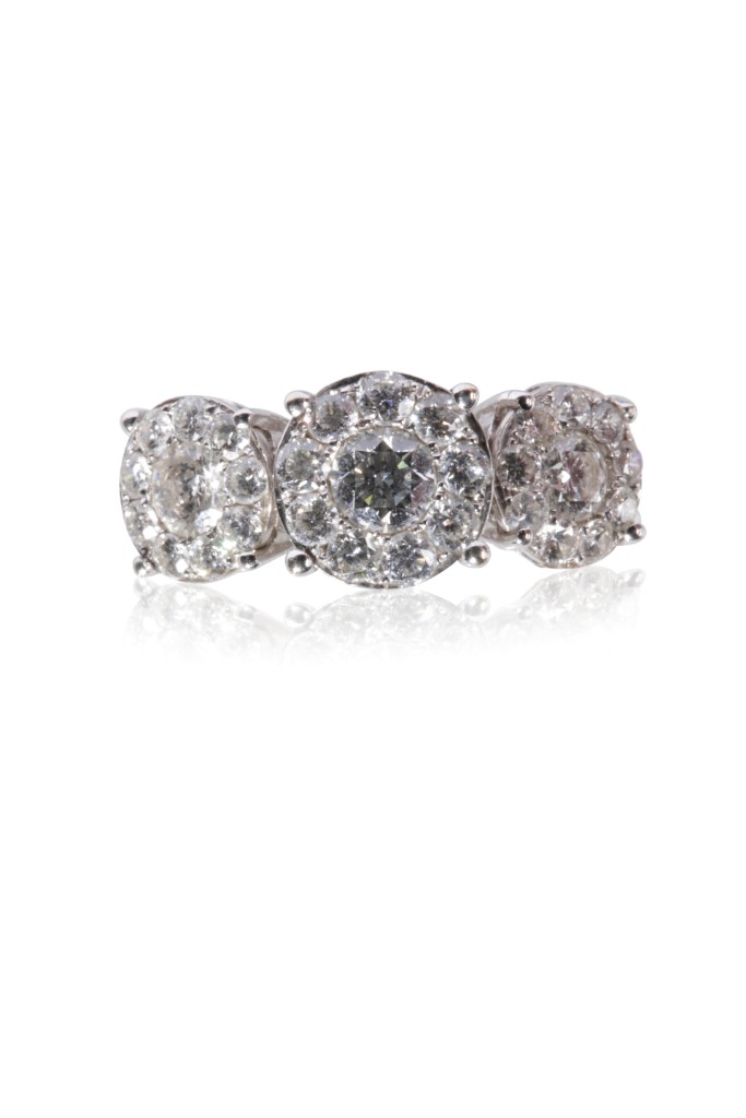 TRIPLE CLUSTER DIAMOND RING