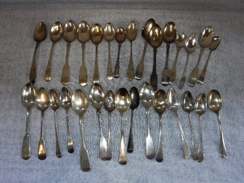 A COLLECTION OF SILVER TEASPOONS, (c.478gms)