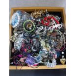 A LARGE COLLECTION OF COSTUME JEWELLERY