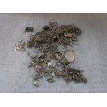 A COLLECTION OF WHITE METAL AND SILVER JEWELLERY