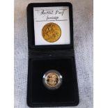 ROYAL MINT: A PROOF SOVEREIGN dated 1982 in a fitted presentation case