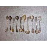 A COLLECTION OF SILVER MUSTARD SPOONS (c.96gms)