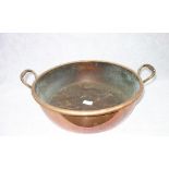 A 19TH CENTURY COPPER JAM PAN, 39 cm dia.