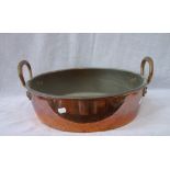 A 19TH CENTURY COPPER JAM PAN, 43 cm dia.