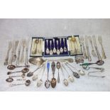 A COLLECTION OF SILVER AND PLATED FLATWARE