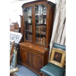 A 1920'S QUEEN ANNE STYLE LIBRARY BOOKCASE with glazed upper section and pull-out slide, 90 cms