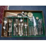 A QUANTITY OF KING'S PATTERN SILVER PLATED CUTLERY