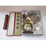 FIVE SILVER ART NOUVEAU BUTTONS, boxed (note one missing) and a collection of assorted silver