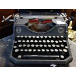 A VINTAGE FRENCH UNIS TYPEWRITER (non-qwerty)