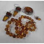 A COLLECTION OF 'AMBER' JEWELLERY, to include a necklace, brooch and earrings