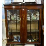 AN EDWARDIAN MAHOGANY CHINA CABINET, 106cm wide