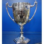 AN EDWARDIAN SILVER PLATED TROPHY, "NORTH POINT COLLEGE ANNUAL SPORTS 1903" 24cm high