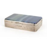 Rectangular silver and blue agate snuff box with hinged lid, D & Bs Birmingham 1946, 7cm in length