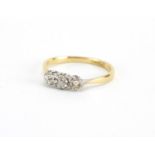 9ct gold diamond weave design ring, size O, approximate weight 4.0g : For further Condition