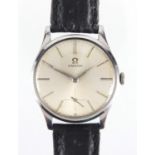 Vintage gentleman's Omega wristwatch, numbered 10872673 to the movement, 3.3cm in diameter : For