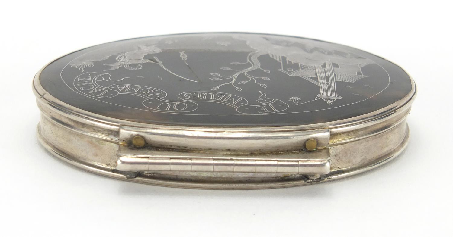 18th century oval silver and tortoiseshell snuff box, the hinged pique work lid decorated with a - Image 7 of 8