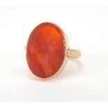 9ct gold cornelian intaglio seal ring, size Q, approximate weight 8.0g : For further Condition