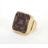 Antique unmarked gold Intaglio seal ring, size Q, approximate weight 13.0g : For extra condition