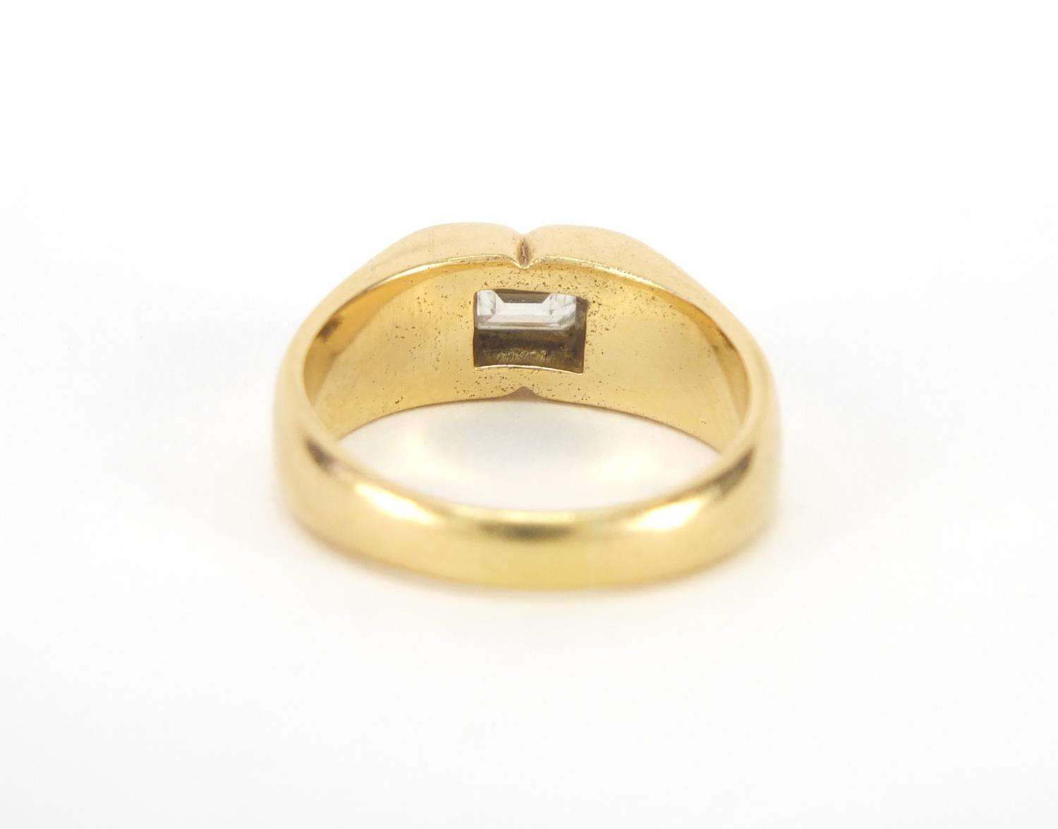 18ct gold baguette diamond solitaire ring, London 1980, size T, approximate weight 11.8g : For extra - Image 4 of 5