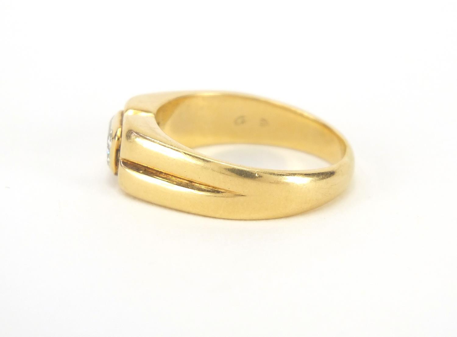 18ct gold baguette diamond solitaire ring, London 1980, size T, approximate weight 11.8g : For extra - Image 3 of 5
