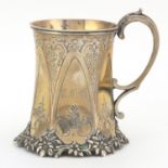 Victorian silver tankard, cast in relief with flowers, WRS London 1851, 9cm high, approximate weight