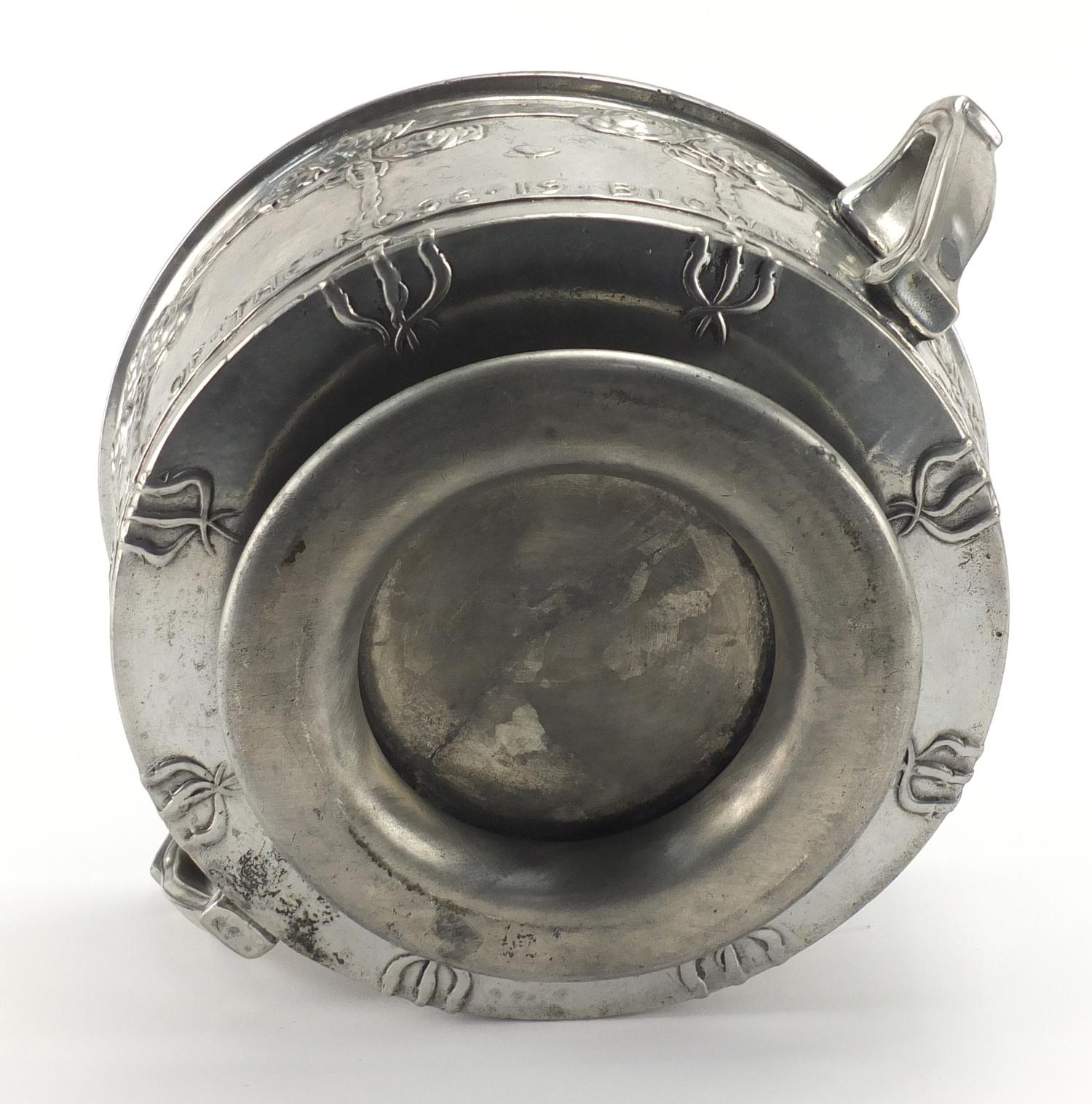 Arts & Crafts Liberty & Co Tudric pewter Woodbine Spices bowl with twin handles, designed by David - Image 3 of 3