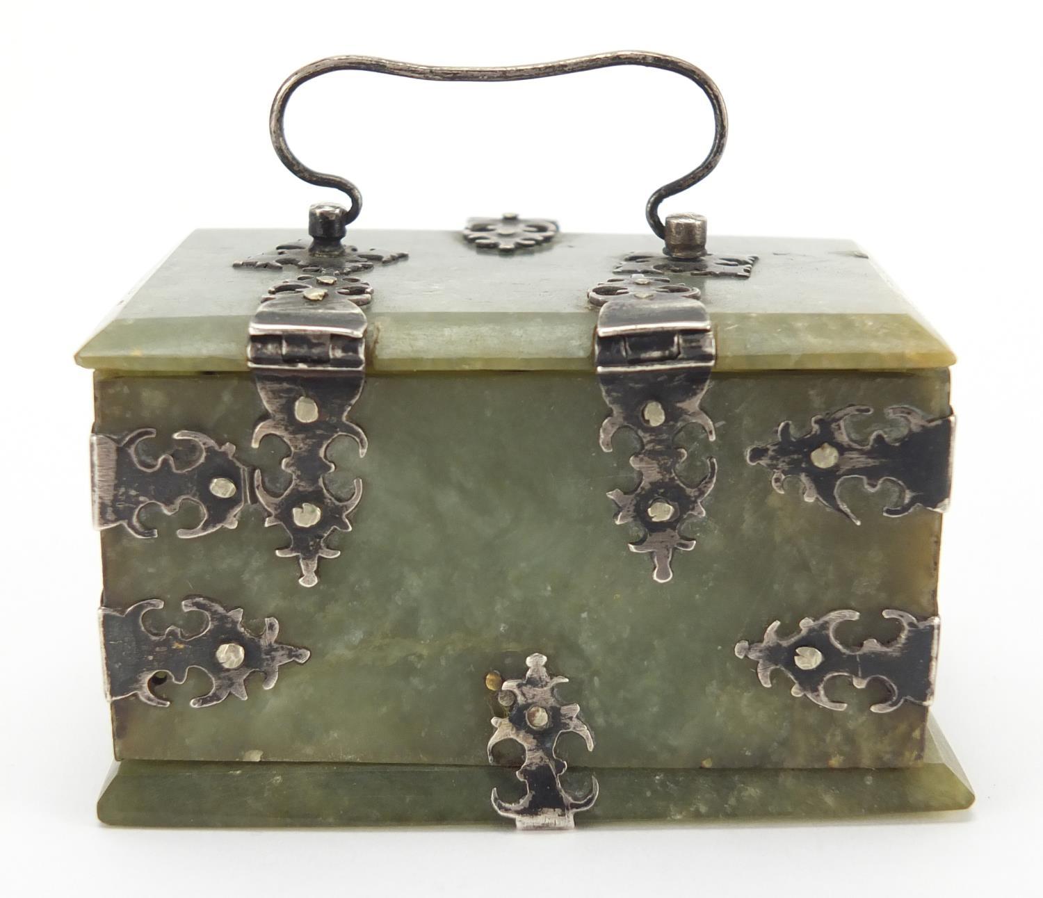 19th century Indian Mughal green jade casket, with silver mounts and swing handle, 5cm H x 9cm W x - Image 5 of 8