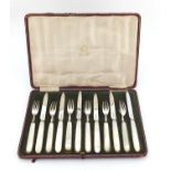 Set of six silver and Mother of Pearl knives and forks, by Allen & Darwin, Sheffield 1917, the