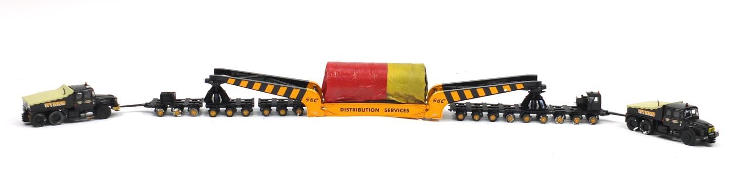 Corgi die cast Heavy Haulage vehicle with box, scale 1:50, Wynns (GEC) 18003 : For Further Condition - Image 4 of 4