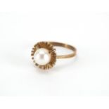 9ct gold pearl ring, size P, approximate weight 2.5g : For Further Condition Reports Please Visit